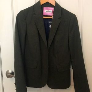Vineyard Vines dark olive collegiate style blazer